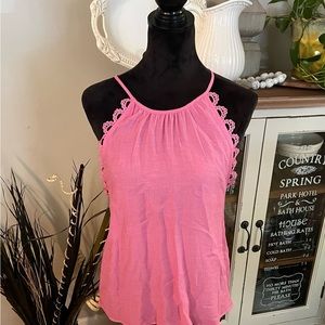 pink tank